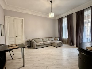 ул. Большая Арнаутская, 93 (г. Одесса, Приморский район) - Здається квартира, 16000 грн. - АФНУ