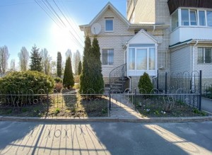 вул. Заводська, 47-а (пгт. Немишаево, Бородянский район) - Продається квартира, 65000 $ - АФНУ